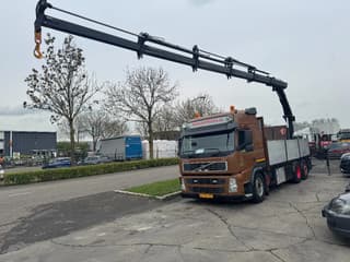 Volvo 6X2 EURO 5 HIAB 211 EP5 + REMOTE CONTROL - Thumbnail 1