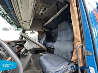 Volvo 440 6X2 Hiab 165 roller kraan - Image 26