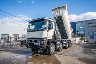 Renault K 480 + BENNE ENROCHEMENT HARDOX