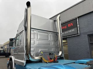 Scania T143-420 V8 Torpedo 6x2 V8 - Image 2