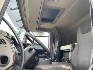 DAF CF 65.220 4x2 Sliding Curtain - Image 6
