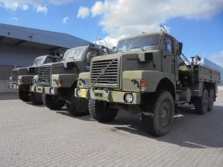 Volvo 6X6 L + FASSI 3X IN STOCK - Image 29