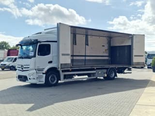 Mercedes-Benz 1833 4x2 - Box with sidedoors - Loadlift - Full air - Mirror cam - Image 4