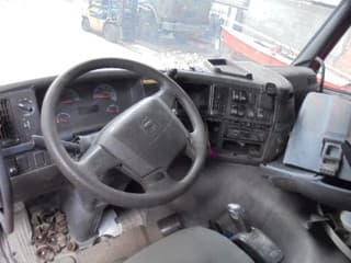 Volvo 380 ENGINE NOT OK ONLY PARTS NL TRUCK - Image 11