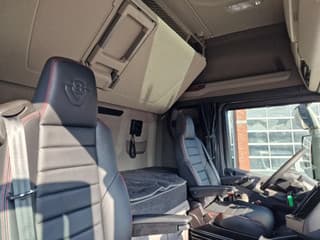 Scania 590S V8 NGS Highline 4x2 - New - Facelift - Full spec - Retarder - Leather - Full air - Image 26