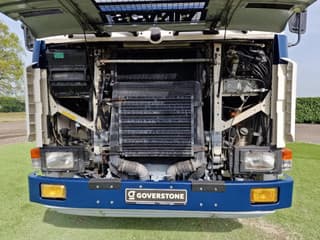 Scania 420 V8 - Old timer - Clean chassis/cab/interior - Dutch registration - Image 35