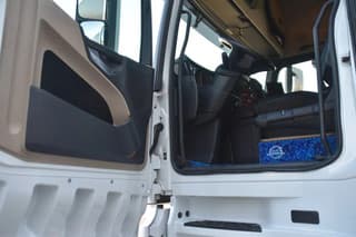 Mercedes-Benz Actros 2017 - 1945 4x2 - RETARDER - 824 TKM - DIFF. LOCK - 2 x FUEL TANKS - ALCOA'S - TOP CONDITION - afbeelding 4