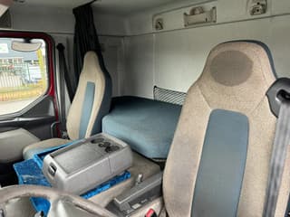 Volvo 4X2 BOX DHOLLANDIA LIFT TÜV TILL 01-2026 - Image 13