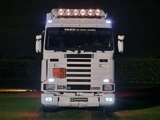 Scania R143-500 V8 4x2 Streamline - Retarder - Leather - Alloy wheels - Custom Bumper - Airhorns - Lightbar - Image 37
