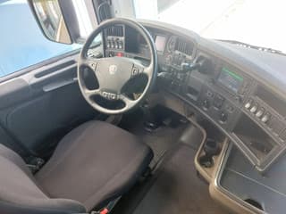 Scania R450 Topline 6x2*4 - Special alu curtains - 2.000 KG loadlift - Retarder - Full air - 4.90 WB - Image 7