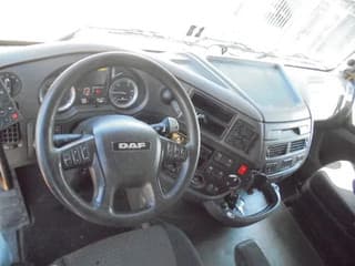 DAF 125XDAF 106 TRACTORHEAD IN STOCK - Image 8