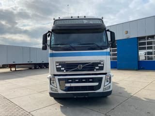 Volvo 12.420 6X2 / Steering Axle / 2x Tank / Euro 5 - Image 2