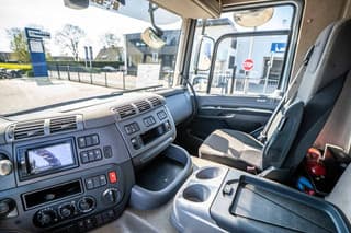 DAF CF 260 (19T) + DHOLLANDIA 2.5T. - Image 13