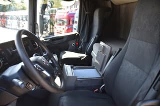 Scania S450 NGS 4x2NB - FULL AIR - RETARDER - ACC - AIRCO - 2 x FUEL TANKS - TOP CONDITION - - Image 5