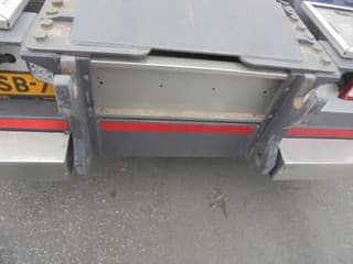 Volvo 420 6X2 NL TRUCK - Image 30