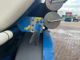 DAF FT EURO 6 WITH BULK COMPRESSOR - Image 28