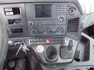 Mercedes-Benz 1832 CABINE SCHADE - Image 12