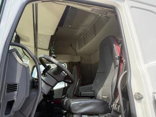 Volvo 460, 6X2 - Image 9