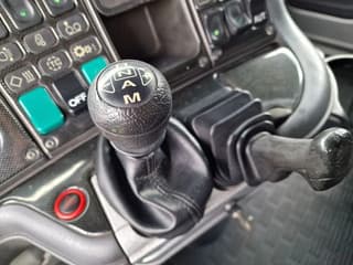 Scania T164-580 V8 Topline 4x2 - Original Torpedo/Hauber - Retarder - 4.70 WB - PTO/Hydraulic - Light bar - Leather seats - Image 15