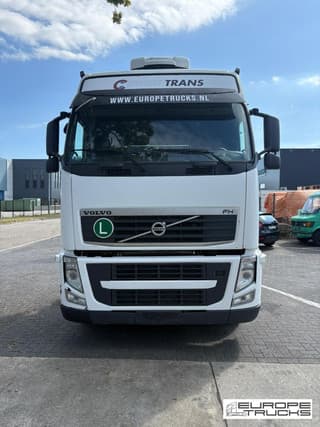 Volvo 420 - Image 8