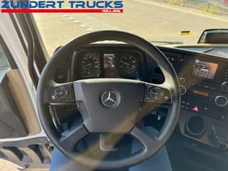 Mercedes-Benz AROCS - Image 20