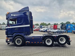 Scania R560 V8 Highline 6x2 - Show truck - Manual gearbox - 2.90 WB - PTO/Hydraulic - Double glazed - Image 4