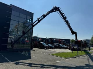 Scania R560 V8 8X2 + EFFER CRANE 1550 6S + FLYJIP 6XHYDR + REMOTE + WINCH - Image 5