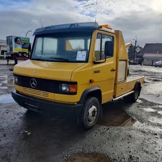 Mercedes-Benz No Title - Thumbnail 1