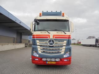 Mercedes-Benz 1845 LS NL TRUCK - Image 2