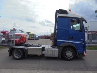 Mercedes-Benz 1842 LS NL TRUCK - Image 4