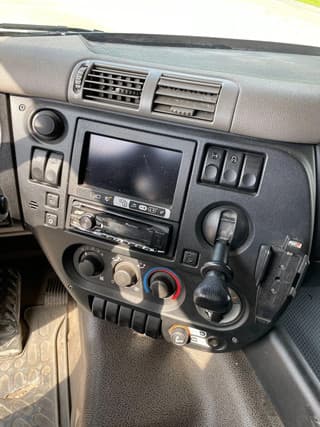DAF CF 75.310 6x2 Chassis Cabine 2013 - Image 6