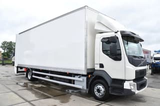 Volvo 4x2 + BOX - 312 TKM - AIRCO - DOUBLE CARGOFLOOR - ELEVATOR - REMOTE CONTROL - CAMERA - - Thumbnail 1