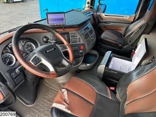 DAF XF 530 6x4, Wood transport, Retarder, Loglift ET450 - Image 14