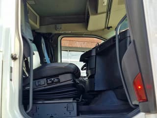 Volvo 13.500 6x2 - Retarder - Full air - 3.20 WB - Leather - Image 19