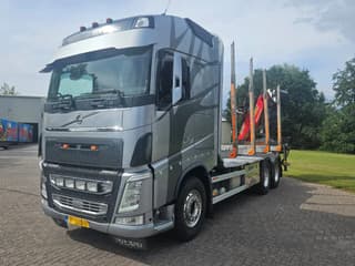 Volvo 500 GT XL | 6X4 | Palfinger M10Z | Dynamic Steering | Smart Tacho - Thumbnail 1