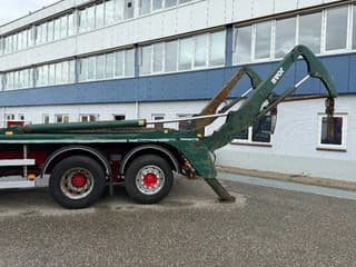 Volvo 6X2 EURO 6 + JOAB SKIPLOADER WITH REMOTE CONTROL - Image 4