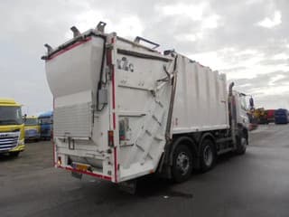DAF 6X2 - Image 26