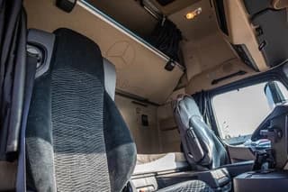 Mercedes-Benz 2645 L - Image 9