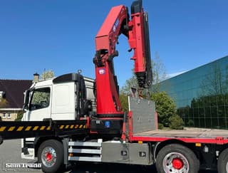 Volvo 8X4   HMF 6020 K8  KRAAN    231.000 KM     +    2023 STERK TRAILER   SUPER CONDITION - Image 8