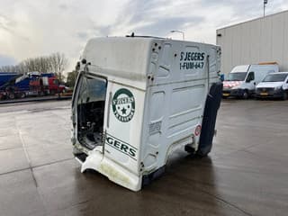 Renault Cabine - Image 4