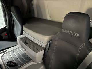 Scania P500 H Retarder,with Ekeri box and elevator - Image 12
