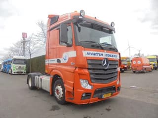 Mercedes-Benz 1842 LS NL TRUCK - Image 3