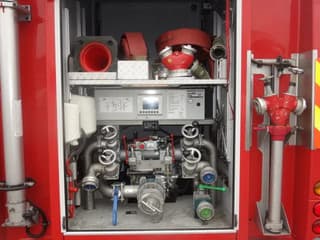 MAN 15.290 15-280 BOMBEROS FIRE TRUCK, 3000 LITER PER MIN - Image 9