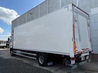 DAF 4X2 - EURO 6 - 19 TON + DHOLLANDIA - Image 5