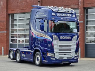 Scania 770S V8 NGS Highline 6x2 - Show truck - Special paint - Custom interior - Retarder - Full air - Night clima - Thumbnail 1