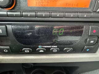 Volvo 4X2 - EURO 6 + THERMOKING T-500R + DHOLLANDIA LIFT - Image 23