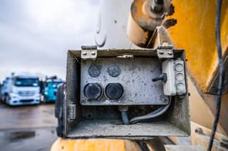 MAN 32.360 BB+LIEBHERR 9m3 - Image 20