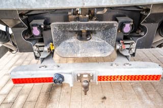 Renault D250 16T.- 36000 KM +DHOLLANDIA 2T. - Image 9