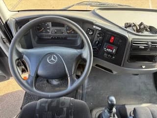Mercedes-Benz 816 L 4x2 ORIGINAL DUTCH COOLER TRUCK WITH CARRIER XARIOS 600D/E (MANUAL GEARBOX / AIRCONDITIONING / 2.000 KG. TAILLIFT) - Image 8