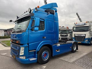 Volvo 4X2 SPOILERS EURO 6 SKIRTS HOLLAND TRUCK TÜV TILL 09-2025 - Thumbnail 1